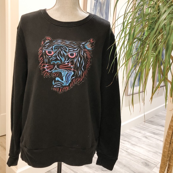 TNA crew neck sweatshirt